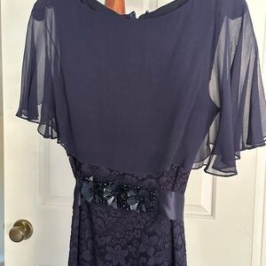 Elegant Navy Blue Lace Evening Dress